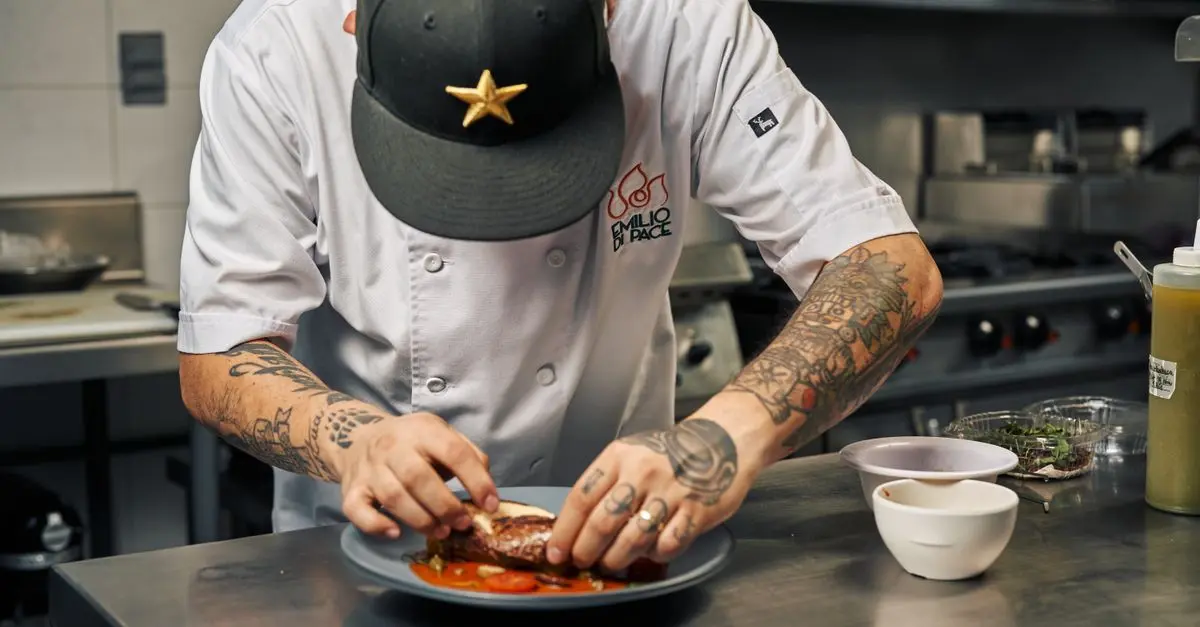 The Art of Crafting Signature Dishes: Tips from Renowned Chefs