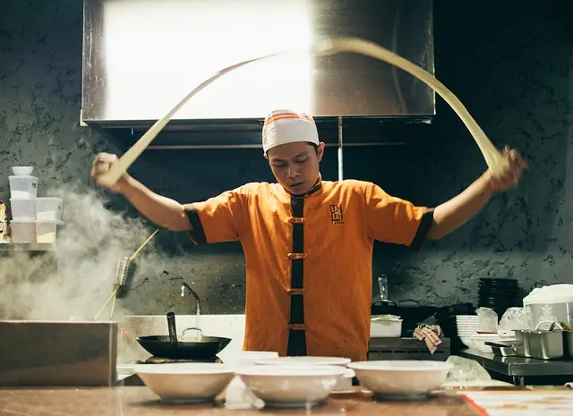 10 Essential Skills Every Aspiring Chef Should Master