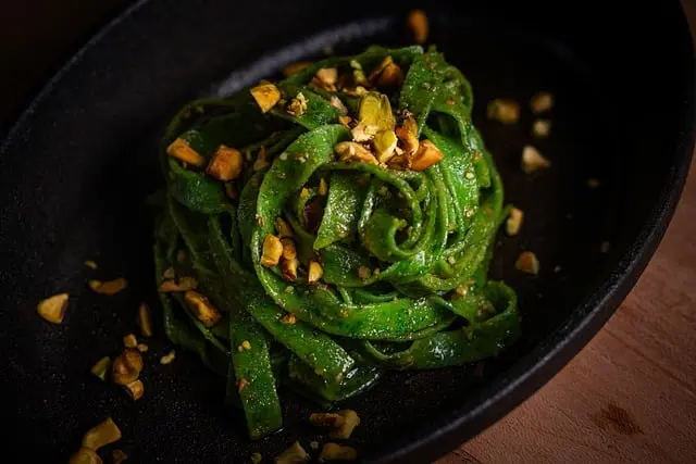 Essential Habits to Cultivate for Aspiring Chefs
