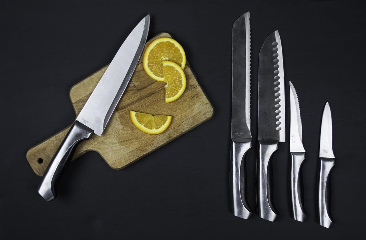 10 Essential Cooking Techniques Every Aspiring Chef Should Master